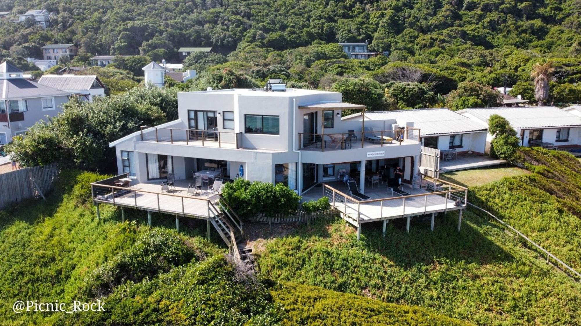 Picnic Rock Seaside Accommodation Keurboomstrand Exterior photo