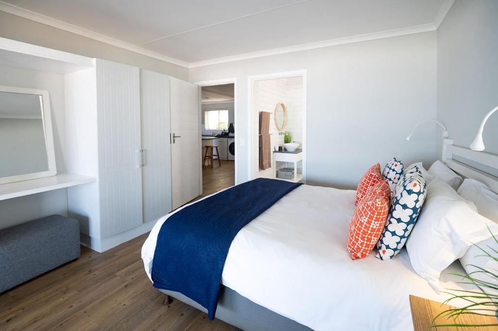 Picnic Rock Seaside Accommodation Keurboomstrand Room photo