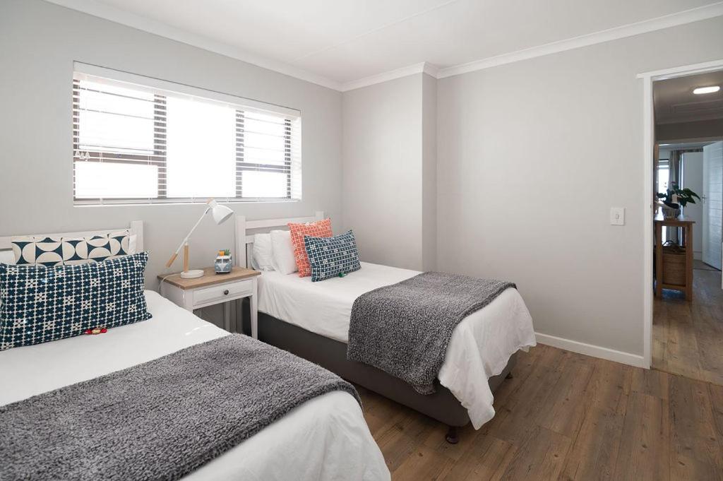 Picnic Rock Seaside Accommodation Keurboomstrand Room photo